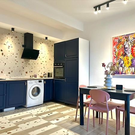 Peaceful Condo For Romantic Getaways Near Black Church - 3Min Walk Braşov Buitenkant foto