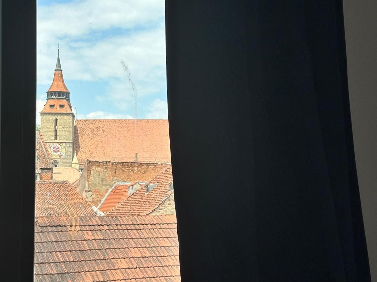 Peaceful Condo For Romantic Getaways Near Black Church - 3Min Walk Braşov Buitenkant foto