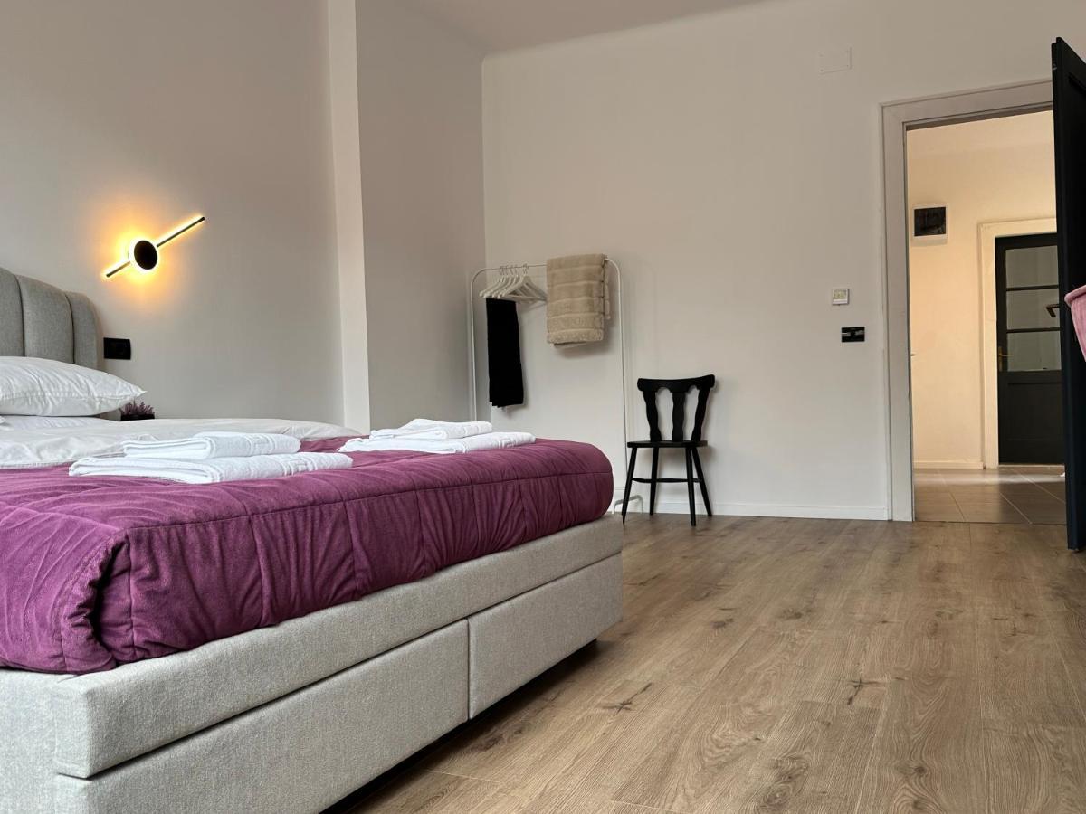 Peaceful Condo For Romantic Getaways Near Black Church - 3Min Walk Braşov Buitenkant foto