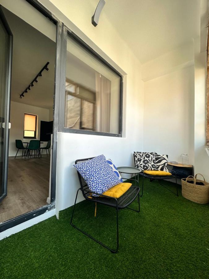 Peaceful Condo For Romantic Getaways Near Black Church - 3Min Walk Braşov Buitenkant foto