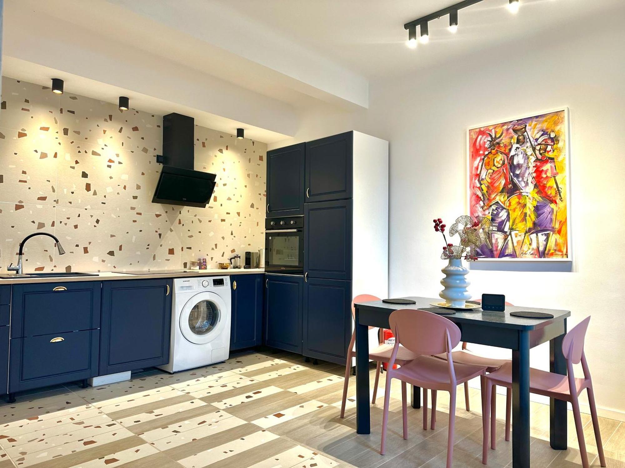 Peaceful Condo For Romantic Getaways Near Black Church - 3Min Walk Braşov Buitenkant foto